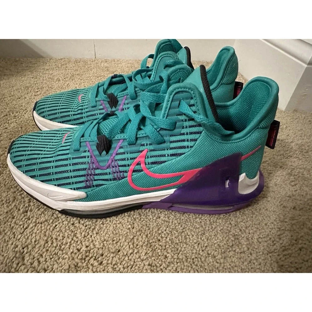NIKE‎ LEBRON WITNESS VI 6 CLEAR EMERALD GREEN-HYPER; Size 8.5